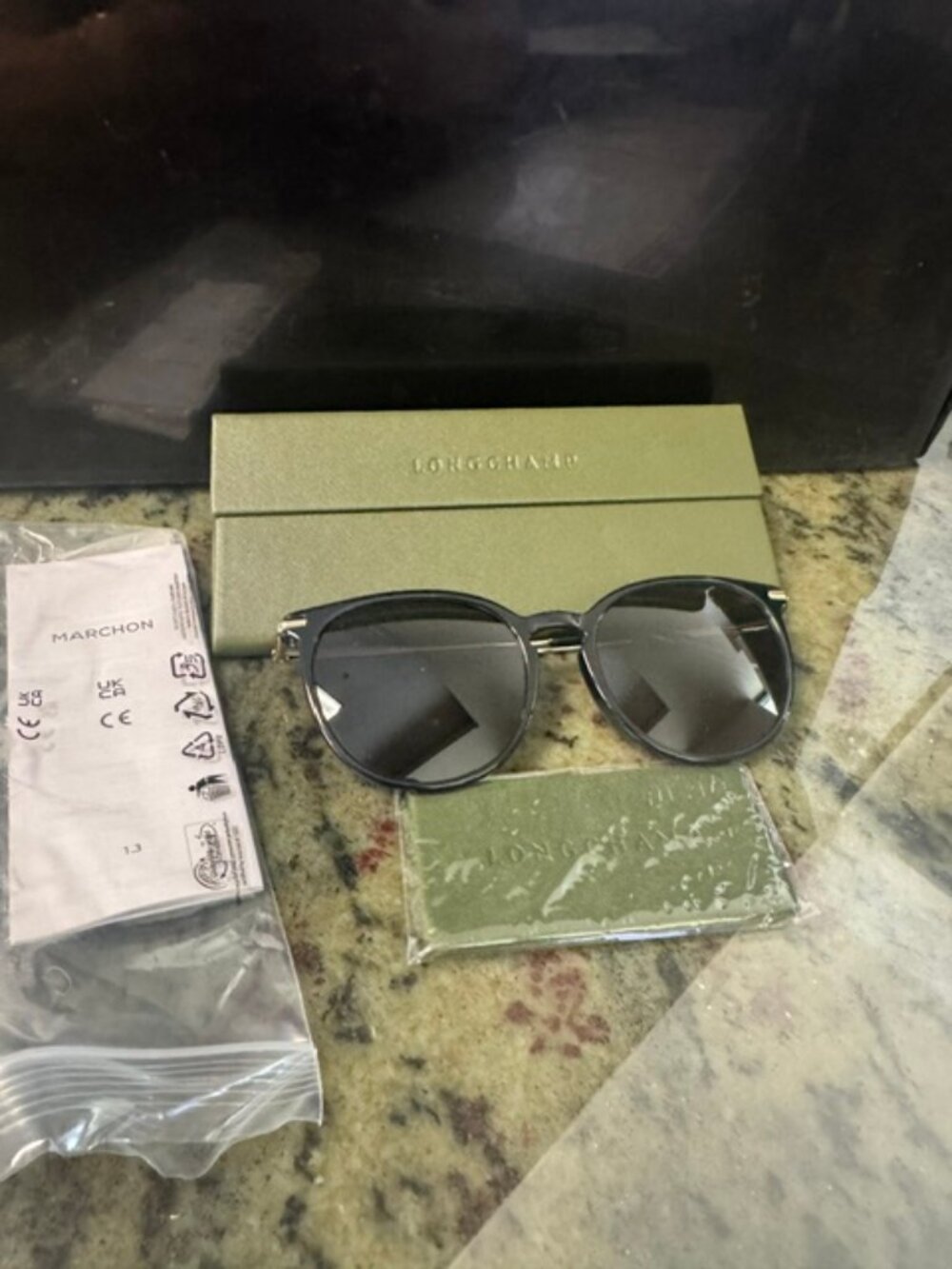 LONGCHAMP LO646S 001 BLACK GOLD AUTHENTIC SUNGLASSES 54-18-140 - NEW w/CASE